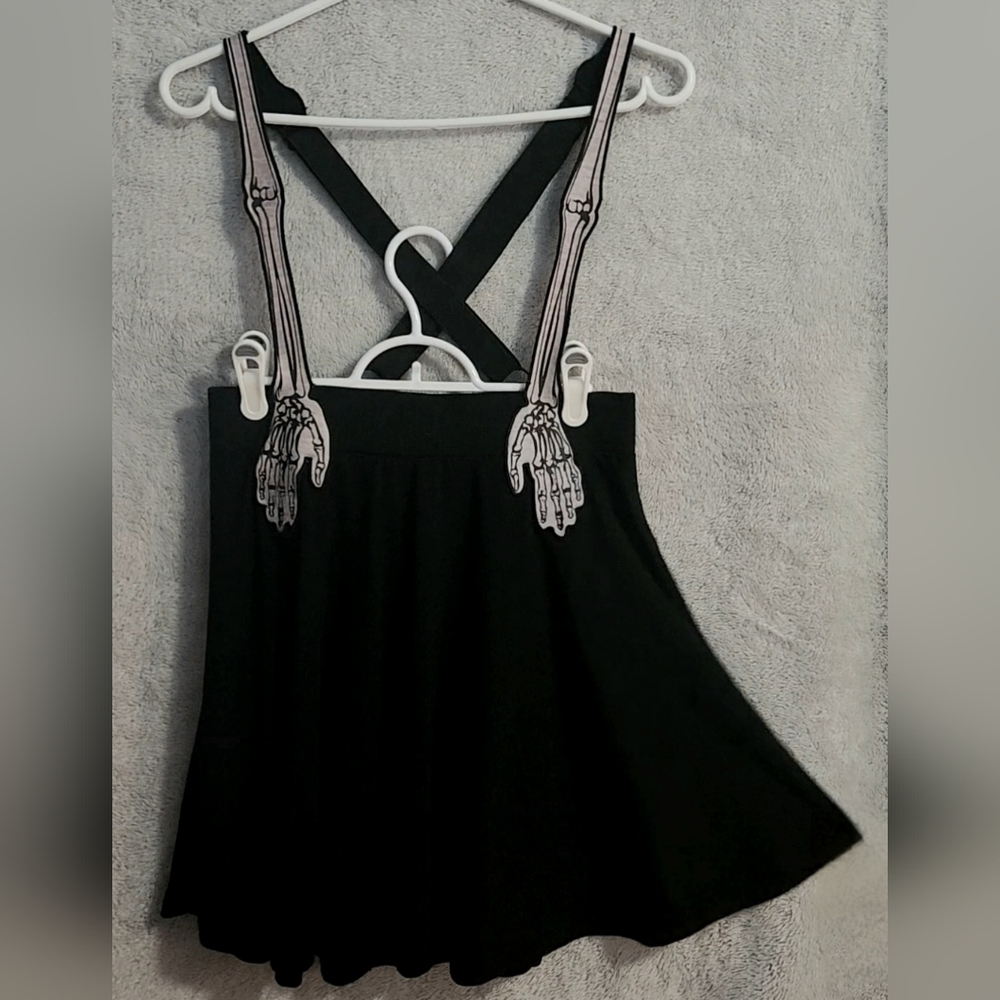 Hot Topic Black Garment - Picture 3 of 4